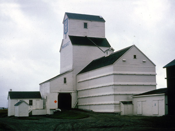 United Grain Gowers grain elevator at Margaret