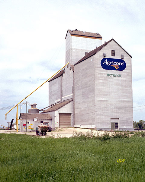 Manitoba Pool grain elevator at McTavish