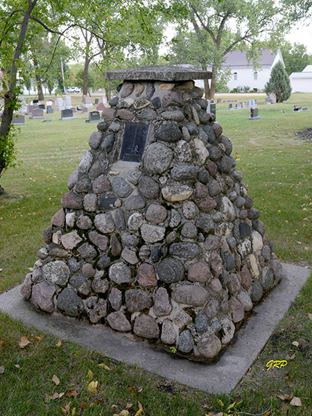 Rosenfeld monument