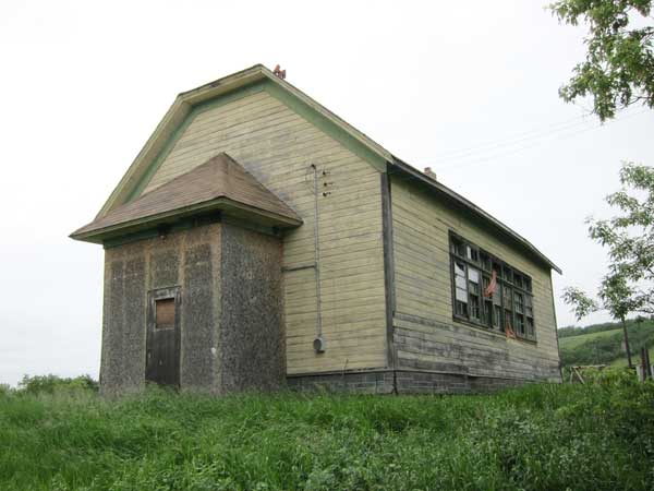 The former Millwood School building