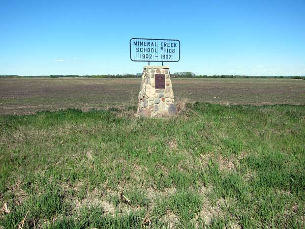 Mineral Creek School commemorative monument