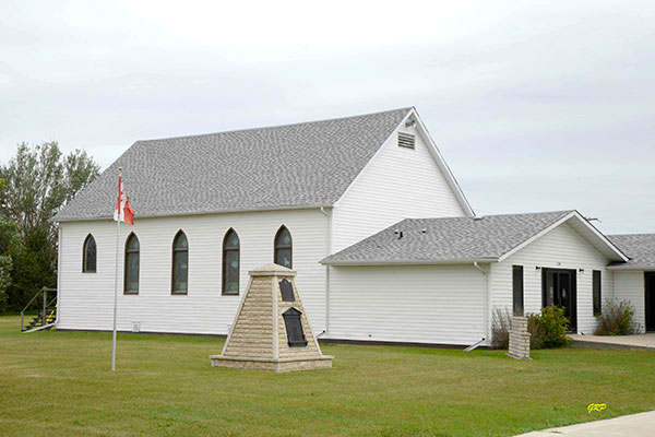 Minto United Church with the Minto War Memorial in foreground