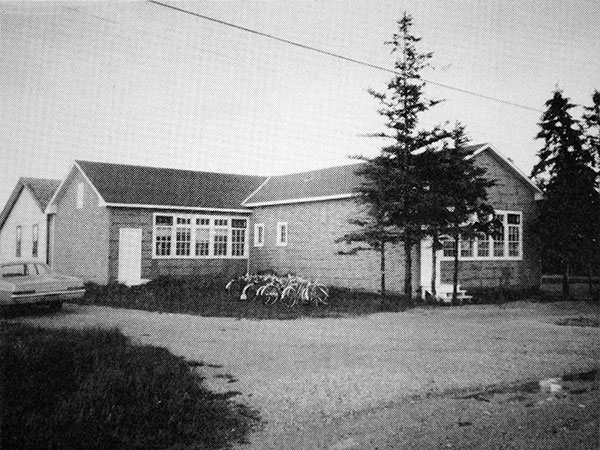 Moosehorn Elementary School, view from north west