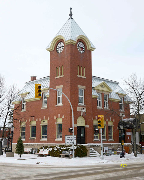 Dominion Post Office at Morden