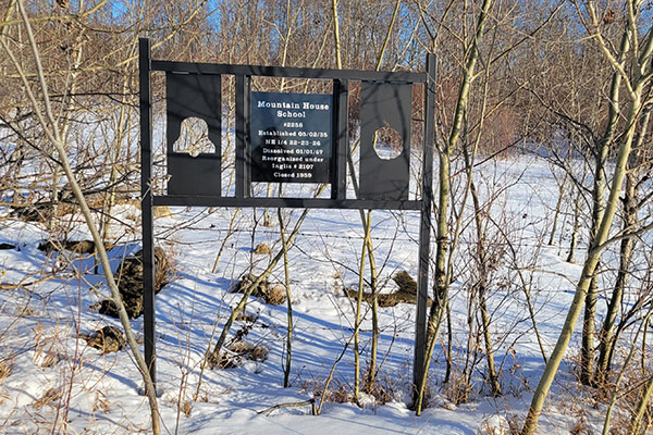 Mountain House School commemorative sign