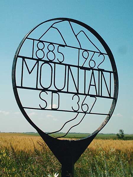 Mountain School commemorative sign
