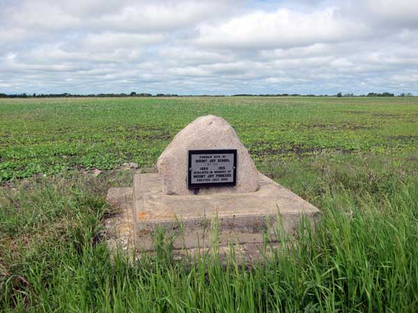Mount Joy School commemorative monument