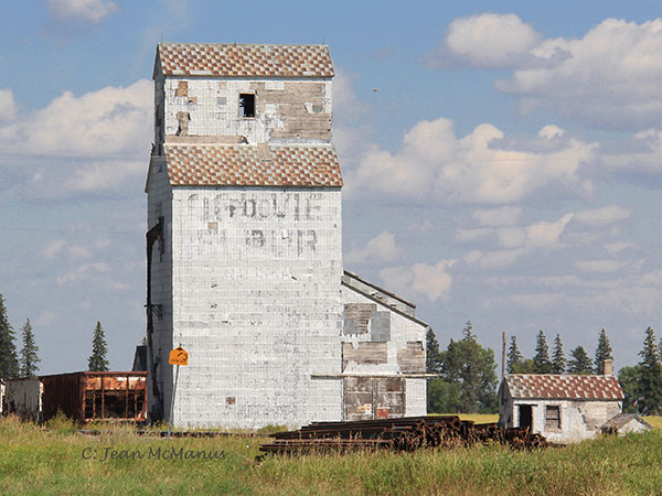 The former Ogilvie grain elevator at Napinka
