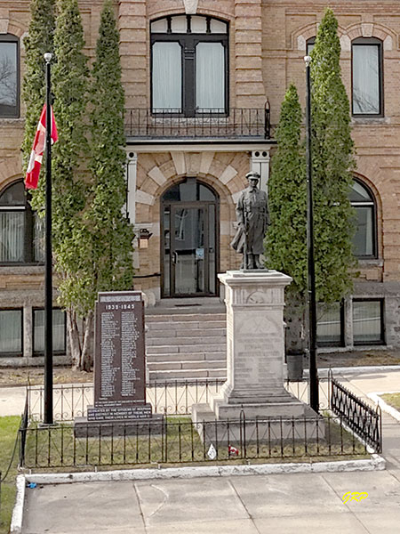 Neepawa War Memorial