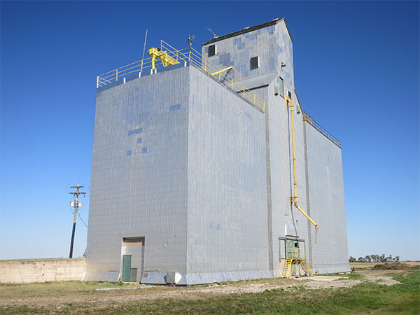 Former Manitoba Pool grain elevator at Nesbitt