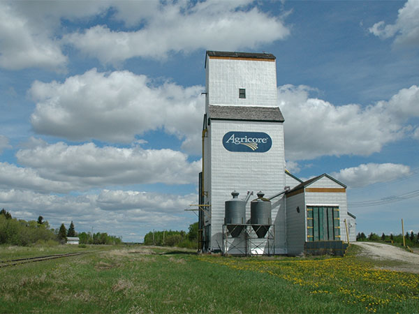 Agricore grain elevator at Netley Siding