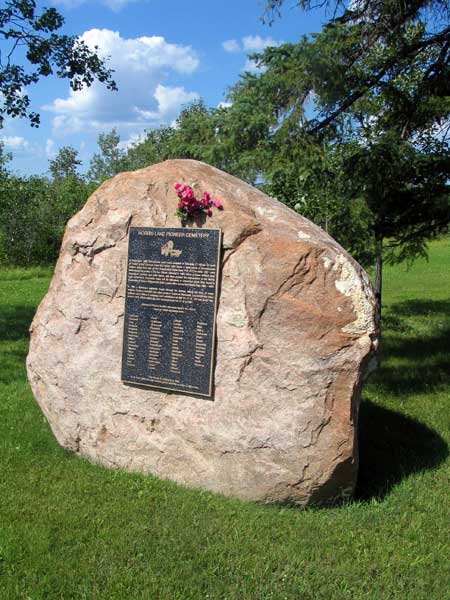 Norris Lake Pioneer Cemetery monument