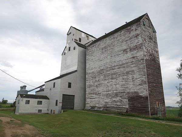The former Manitoba Pool grain elevator at Oakburn