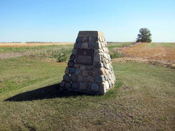 Osprey School commemorative monument