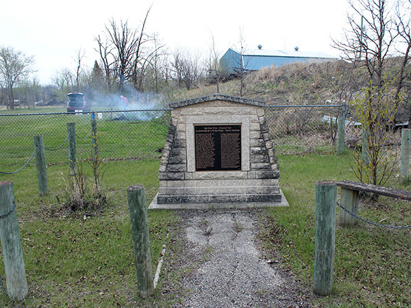 Pembina Trail commemorative monument