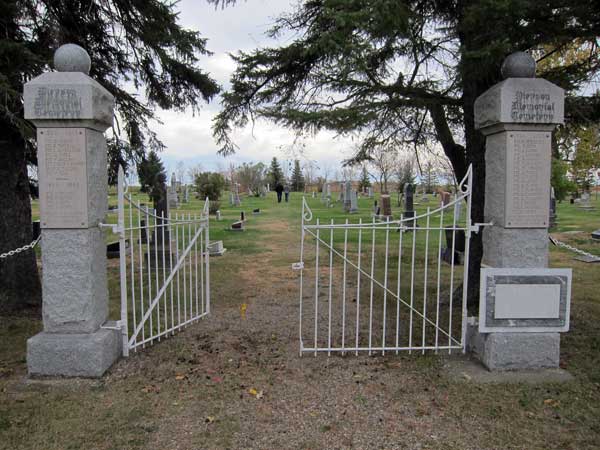 Entrance to the Pierson Memorial Cemetery