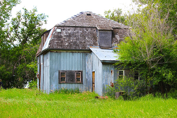 Former Canadian Pacific Railway station from Pierson