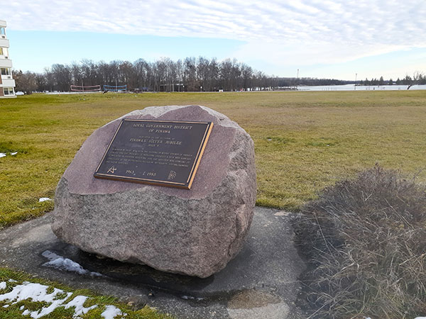 Pinawa Town Monument