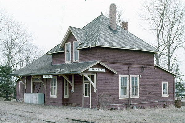 Former Canadian National Railway station at Piney