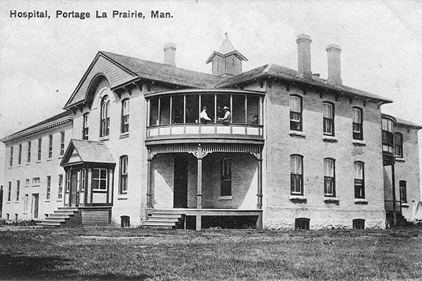Postcard view of the Portage General Hospital
