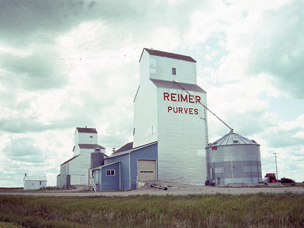 Former Manitoba Pool grain elevator at Purves