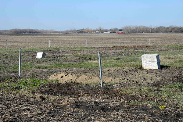 Reinland Mennonite Cemetery