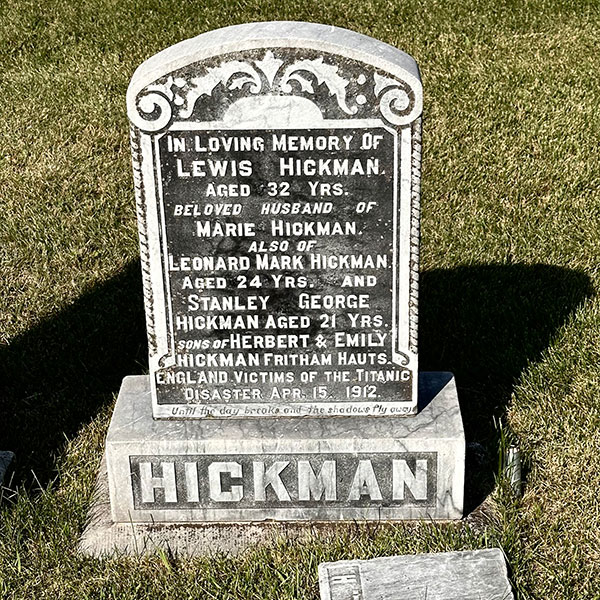 Grave of Lewis Hickman in the Riverside Cemetery