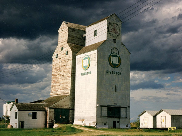 Manitoba Pool Grain Elevator at Riverton