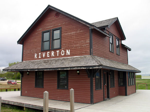 Former Canadian Pacific Railway station at Riverton
