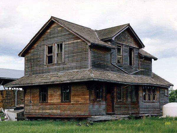 Former Canadian Pacific Railway station at Riverton before restoration