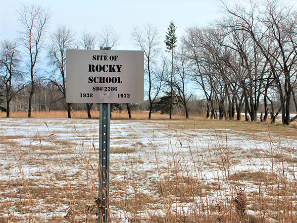 Rocky School commemorative sign