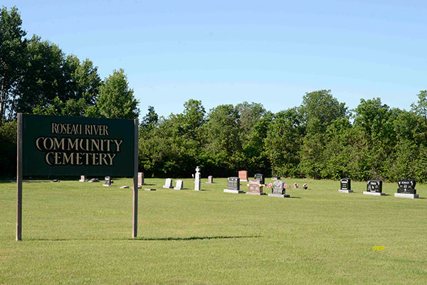 Roseau River Community Cemetery