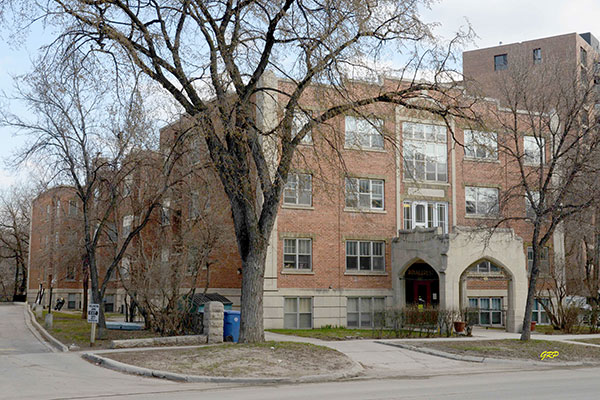 Royal Crest Apartments