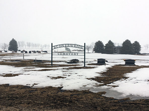 Rudnerweide Cemetery