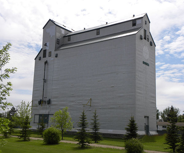 Former Manitoba Pool grain elevator at Russell