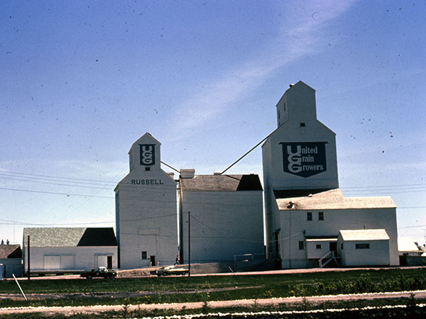 United Grain Growers grain elevator at Russell