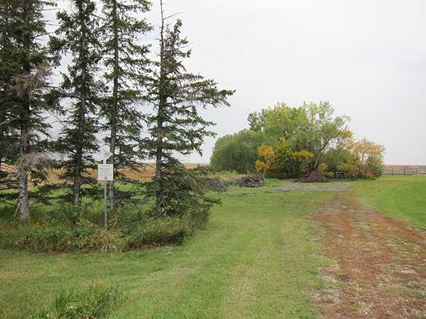 Shanawan School commemorative sign