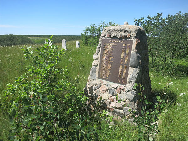Shellmouth pioneers monument