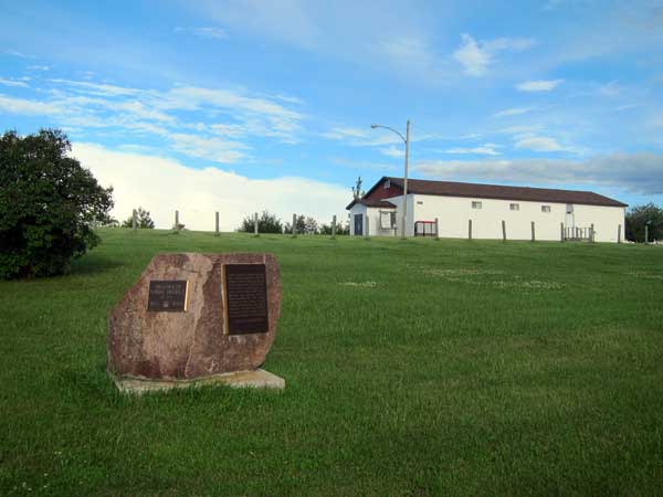 Shellmouth School commemorative monument