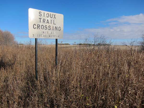 Sioux Trail Crossing Sign