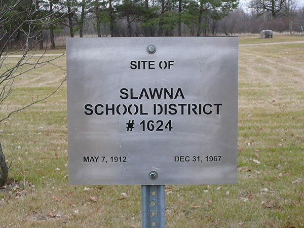Slawna School commemorative sign