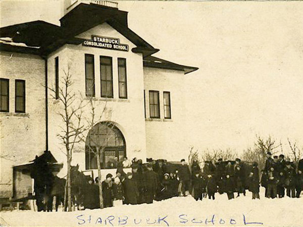 Students in front of Starbuck Consolidated School