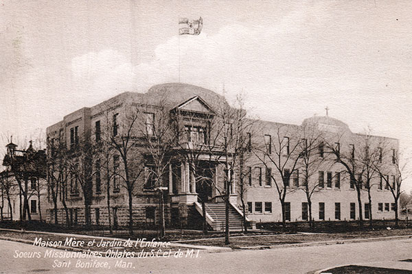 Postcard view of Ecole Menagere Notre Dame