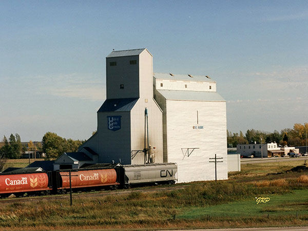 United Grain Growers grain elevator at Ste. Anne