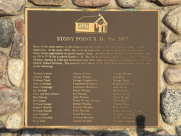 Plaque on the Stony Point School commemorative monument