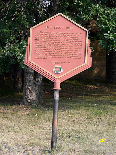 Stott commemorative plaque
