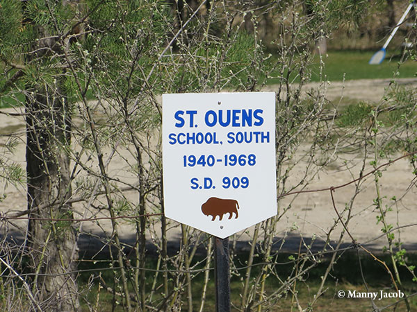 St. Ouens South School commemorative sign