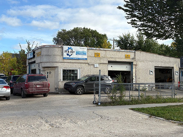 Former Supreme Service Station