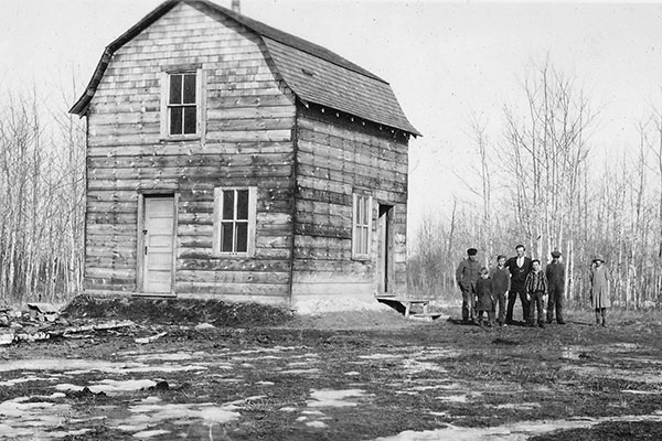 Tamarack Lake School teacherage