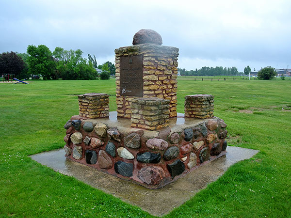 The Pas Centennial Monument